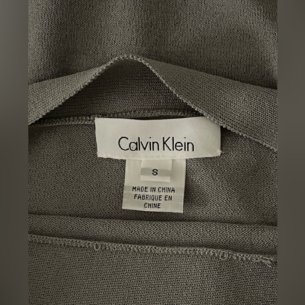 Calvin Klein Top - Picture 6 of 7